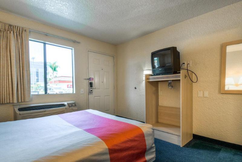 Motel 6-Anaheim, Ca - Buena Park Экстерьер фото